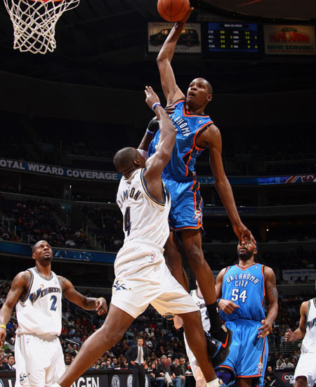 弗兰克谈主场球迷嘘维卡里奥：他们不可能是真正的热刺球迷（弗兰克评主场嘘维卡里奥：这不是真正的热刺球迷所为）