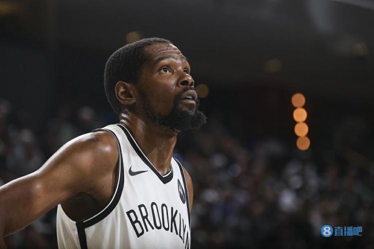 冲突细节曝光！太阳主帅称霍姆格伦先撞阿伦引发报复（冲突内情披露：太阳主帅称霍姆格伦先撞阿伦，引发后续报复）