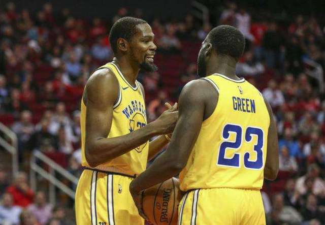 足球世界杯亚洲区预选赛关键比赛回顾（世预赛亚洲区焦点之战回顾）