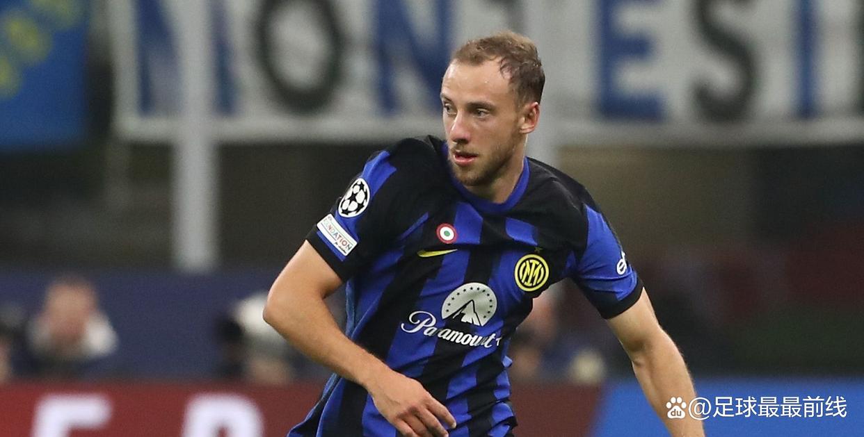 马丁内斯：输球能让球队成长；球员受伤或停赛就不会留在集训