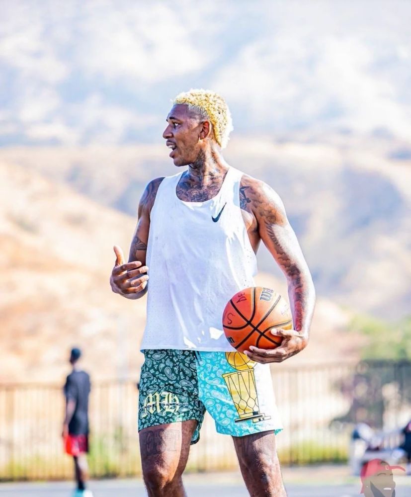 国脚邵佳一的遗憾，教练邵佳一的梦想（从国脚的遗憾到教练的梦想：邵佳一的两段旅程）