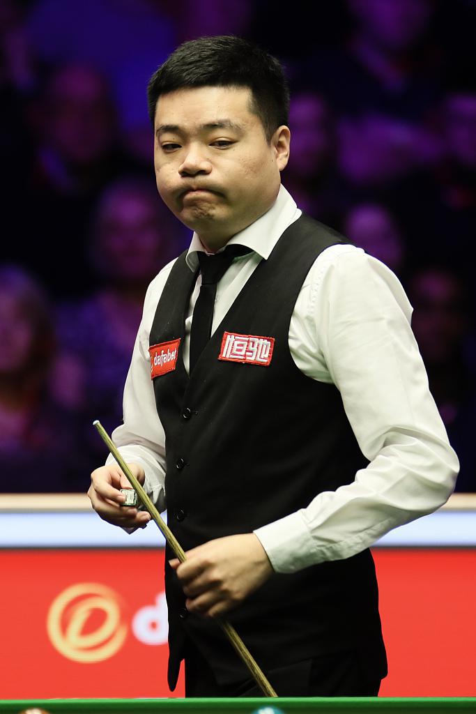 他以出色的 他以出色的