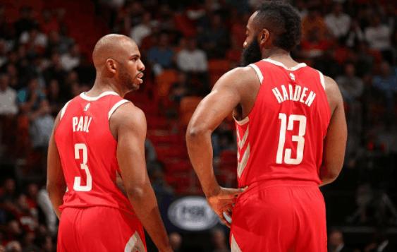 游泳还是体 游泳还是体